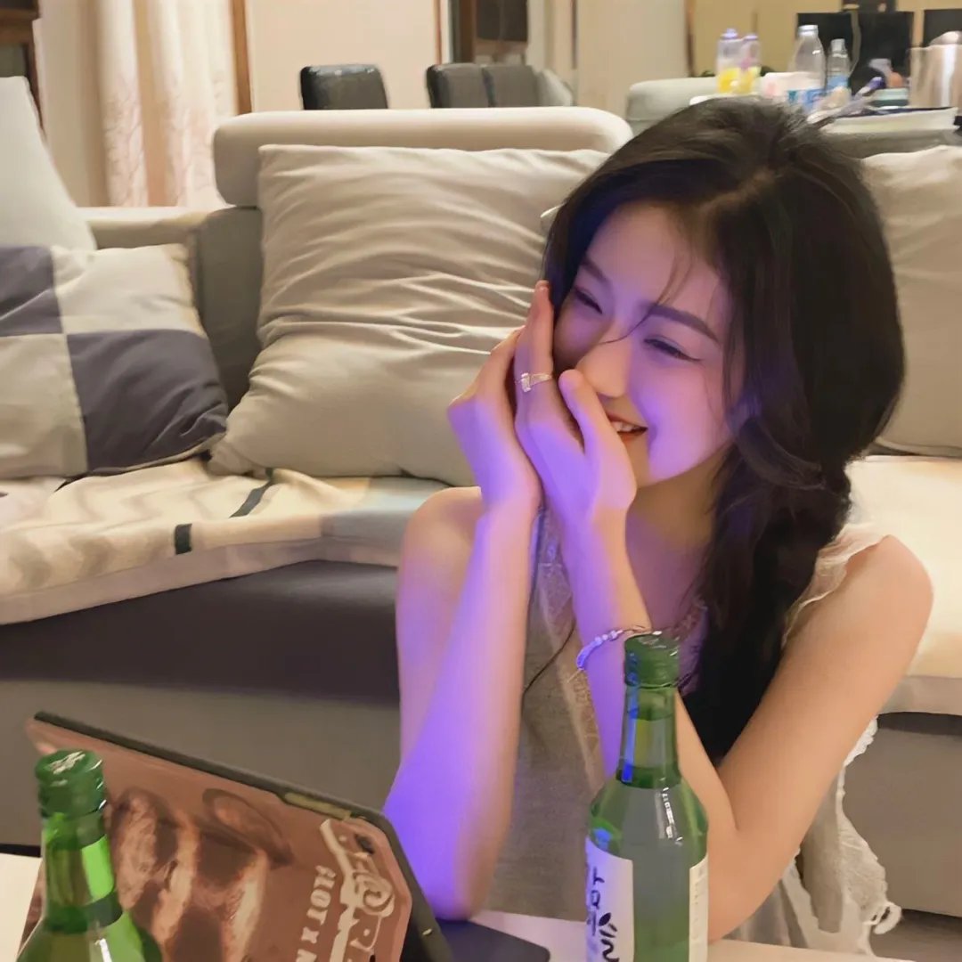 千金归来，三个男神哥哥独宠我